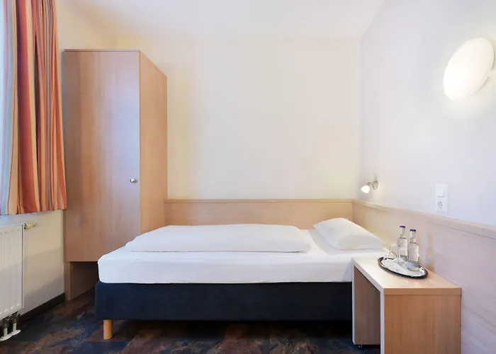 Meinhotel Hotel