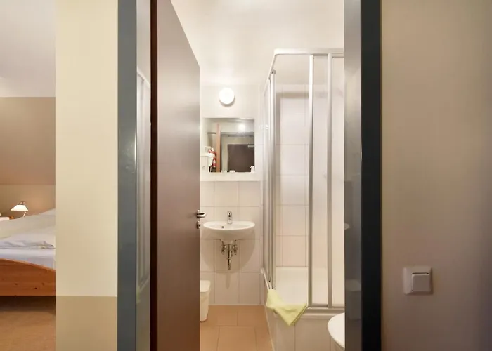 Meinhotel Hotel
