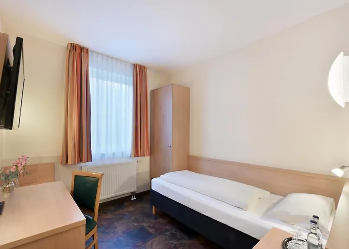 Hotel Meinhotel 2*